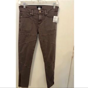 BDG NWT Urban Outfitters zip ankle pants size 25